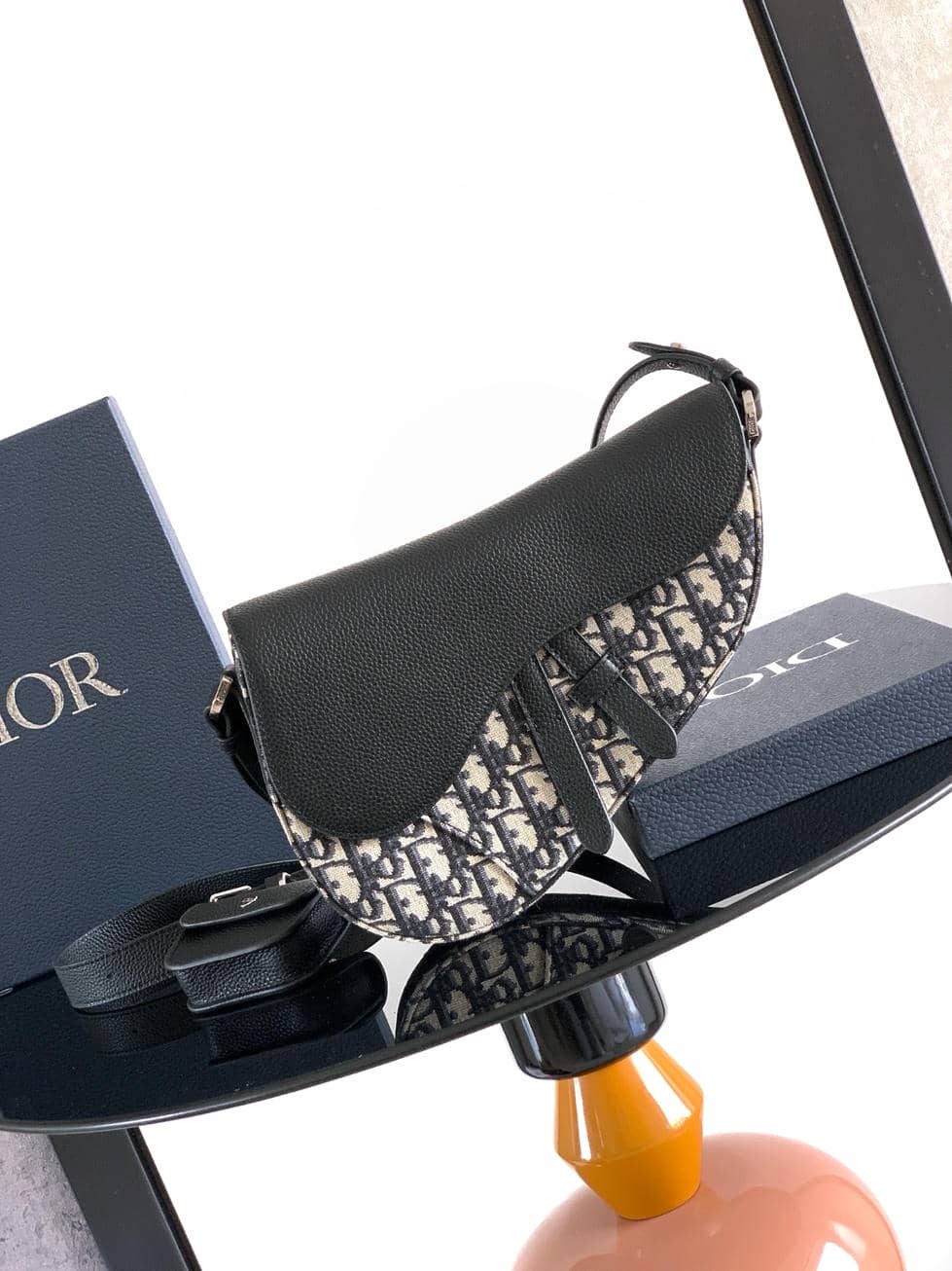 00112 Dior Man Bag
